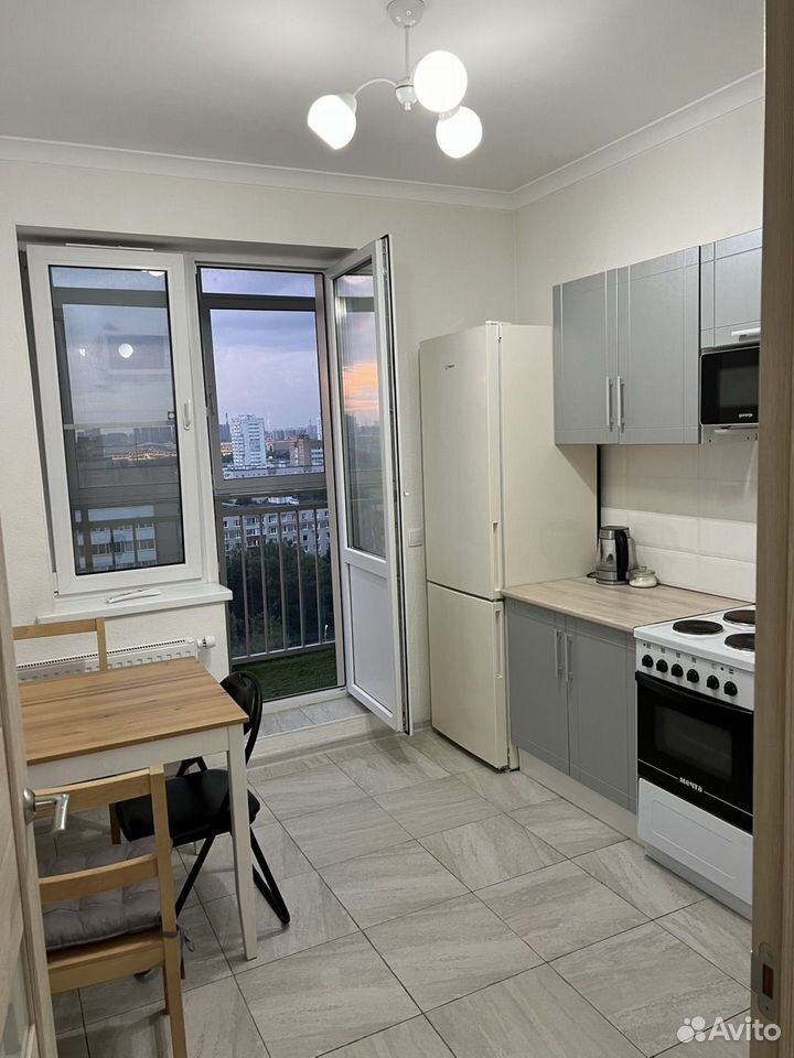 1-комнатная квартира 40 м², Москва — фото 3