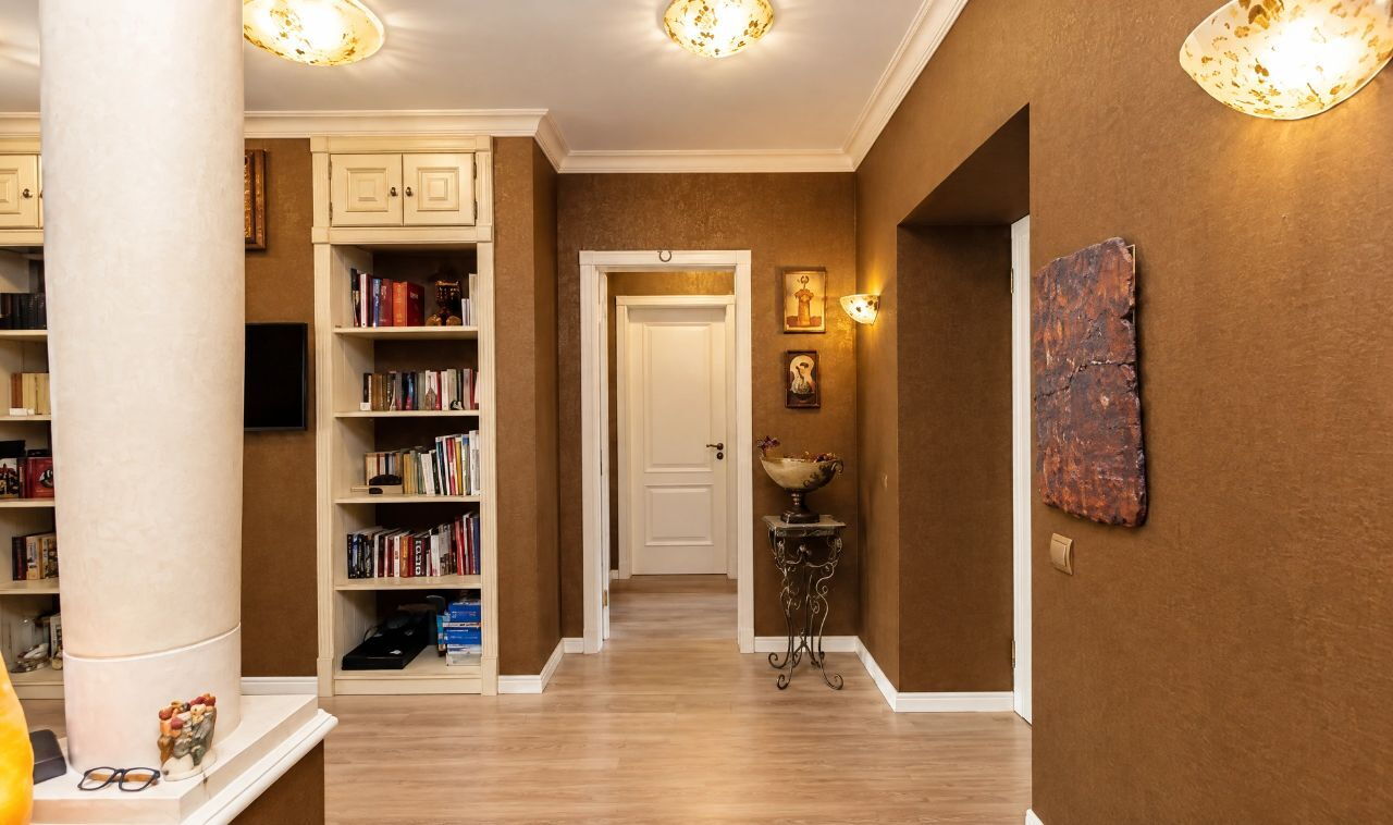 Фото 5 из 12: 3-комнатная квартира, 130 м²
