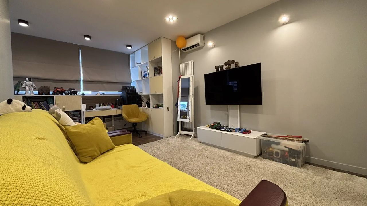 Фото 18 из 23: 3-комнатная квартира, 100 м²