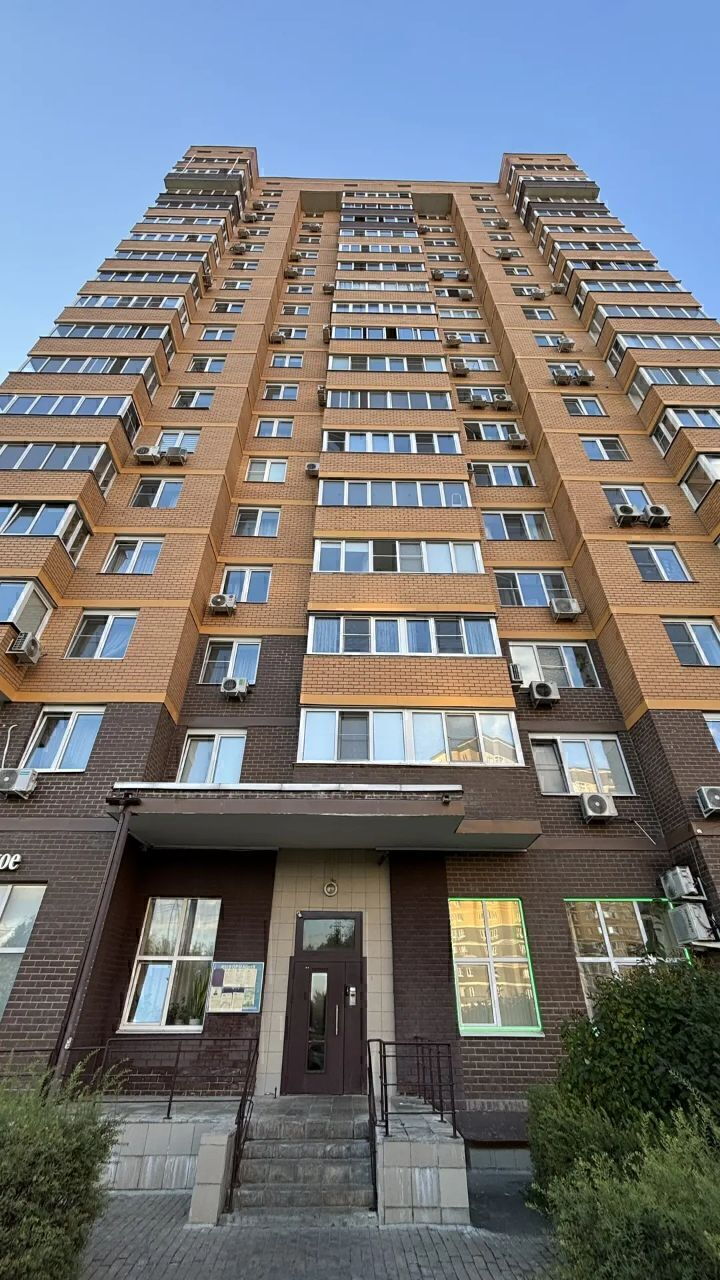 Фото 23 из 23: 3-комнатная квартира, 100 м²