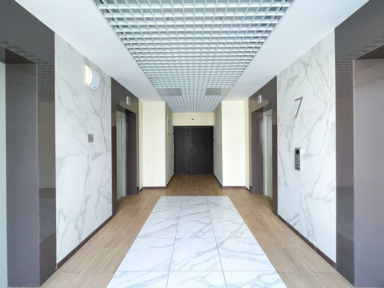 Фото 32 из 36: 1-комнатная квартира, 56,1 м²