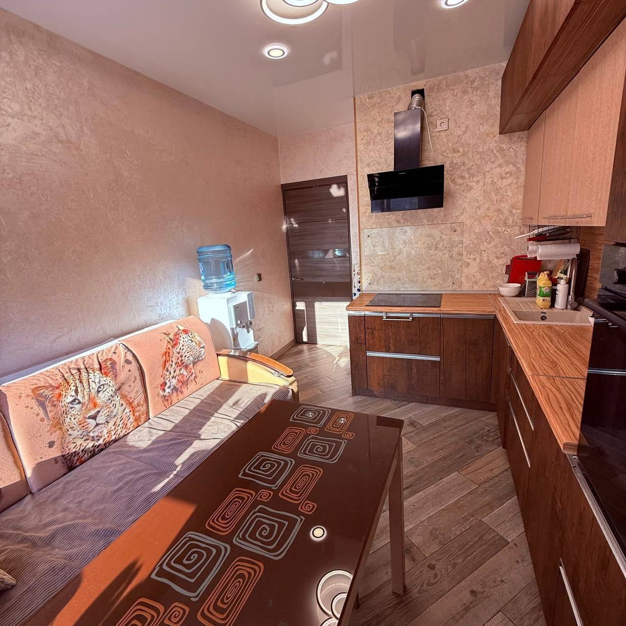 Фото 6 из 18: 2-комнатная квартира, 64 м²