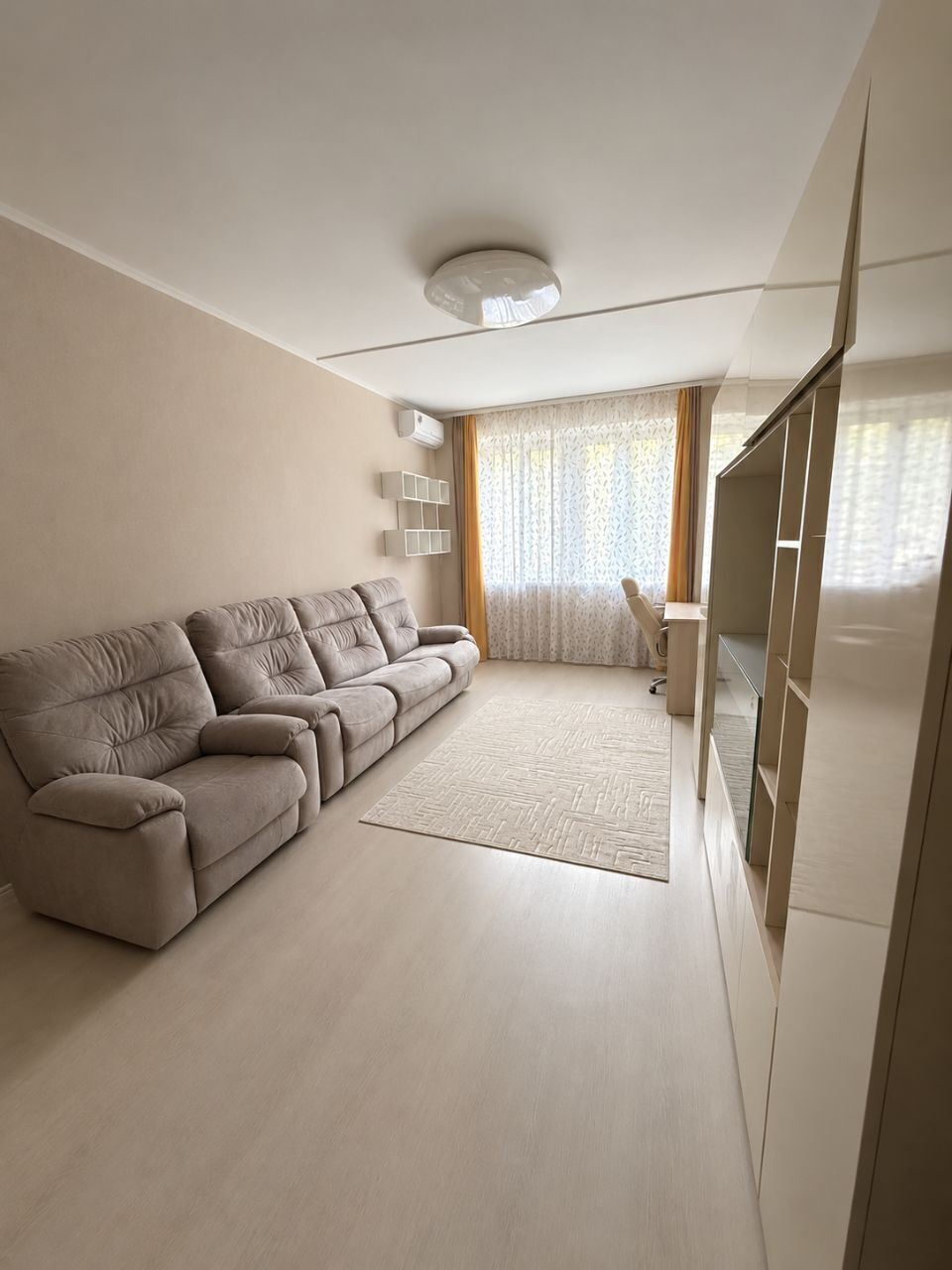 Фото 6 из 19: 3-комнатная квартира, 77,1 м²