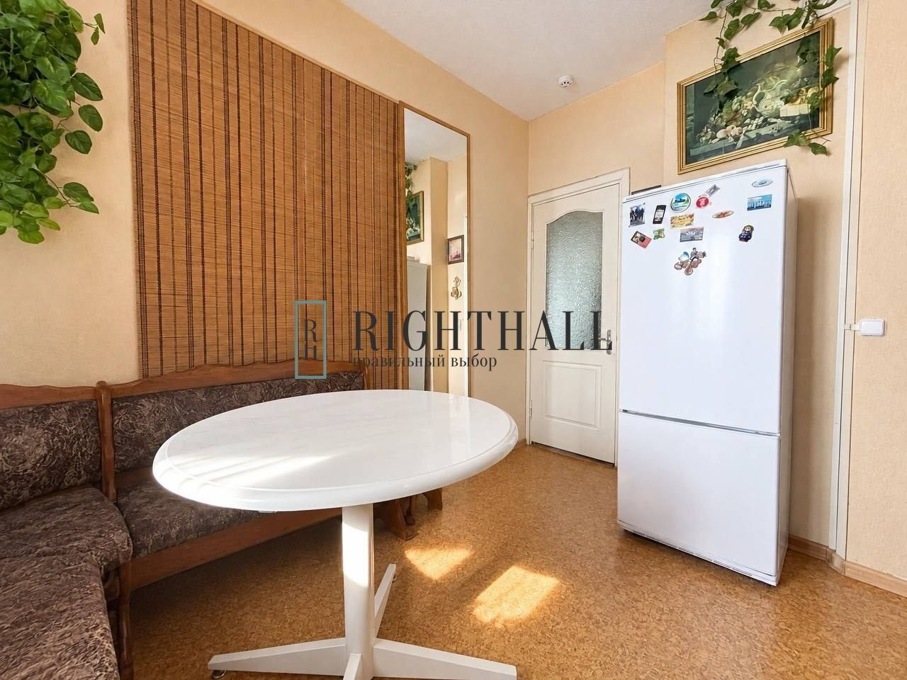 Фото 5 из 14: 1-комнатная квартира, 48 м²