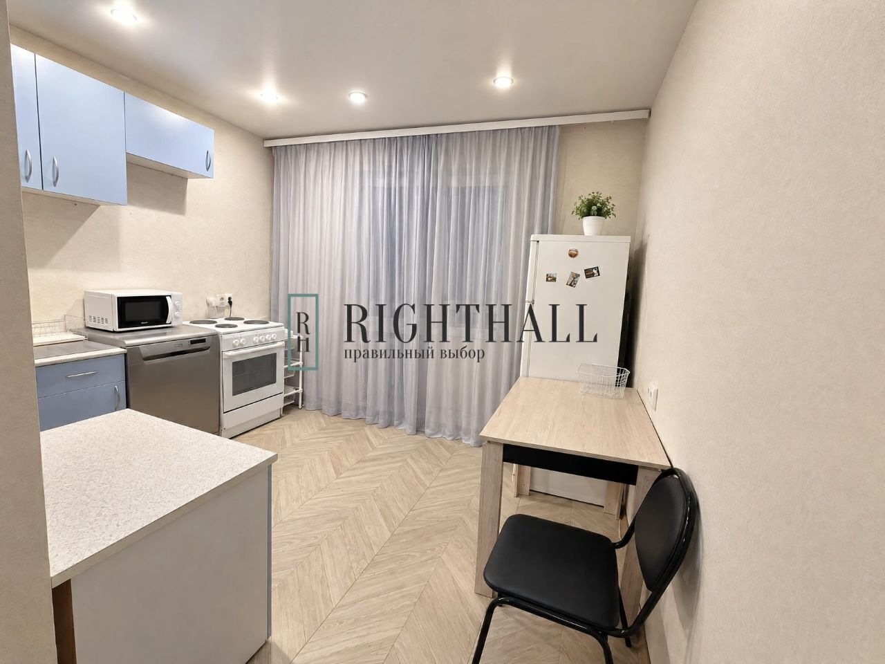 Фото 4 из 11: 1-комнатная квартира, 42,6 м²