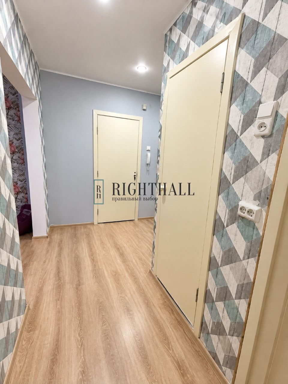 Фото 7 из 11: 1-комнатная квартира, 42,6 м²
