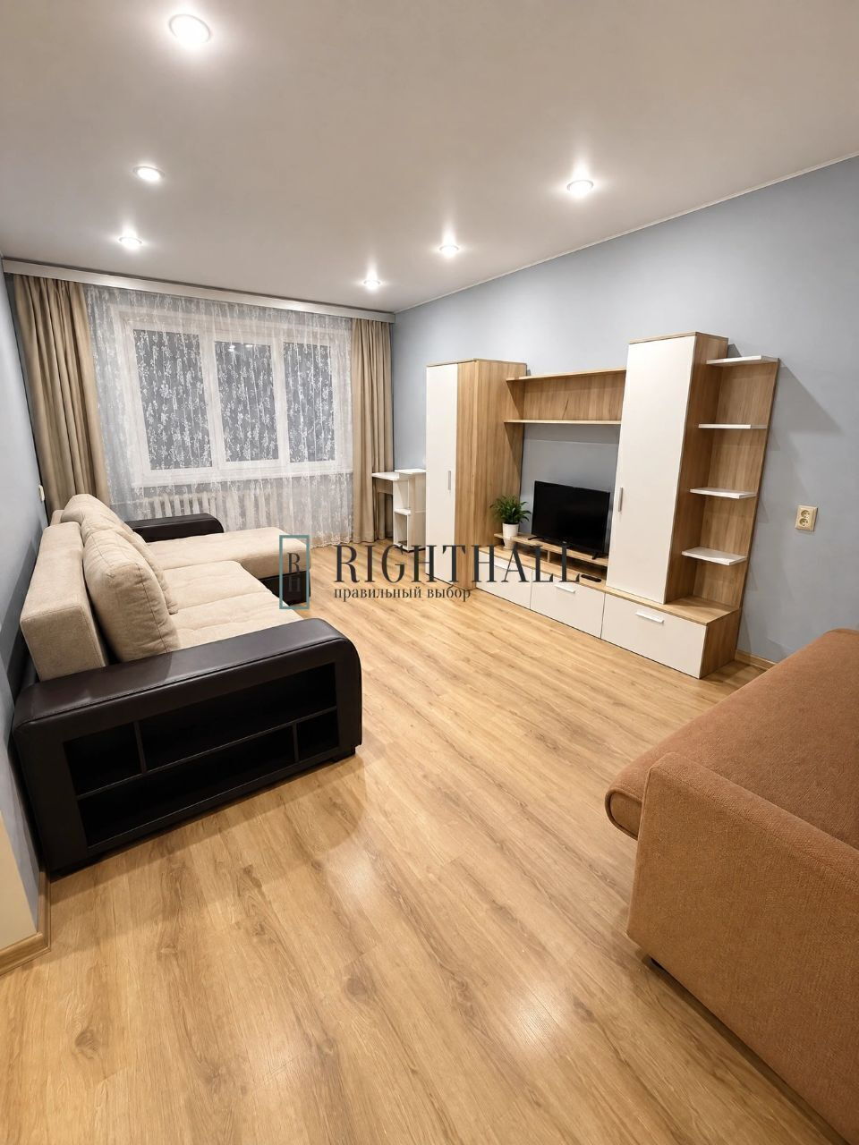 Фото 2 из 11: 1-комнатная квартира, 42,6 м²