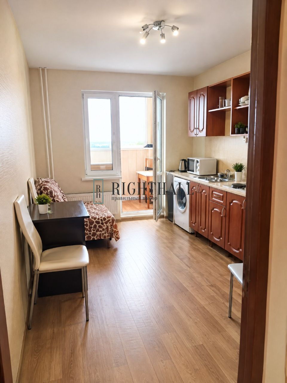Фото 9 из 13: 2-комнатная квартира, 54,5 м²